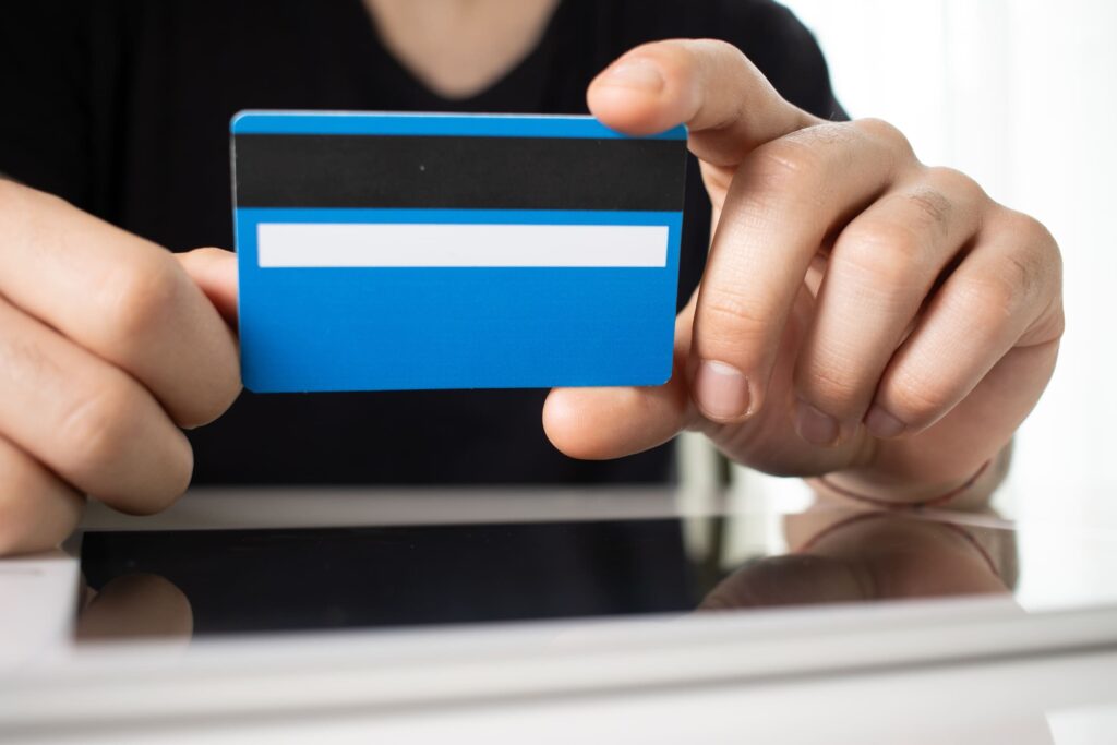 Tarjetas revolving, reclamar intereses abusivos